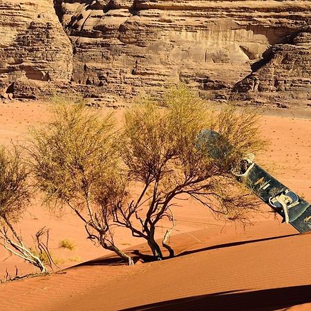 Wadi Rum Mundo Camp Aqaba Eksteriør billede