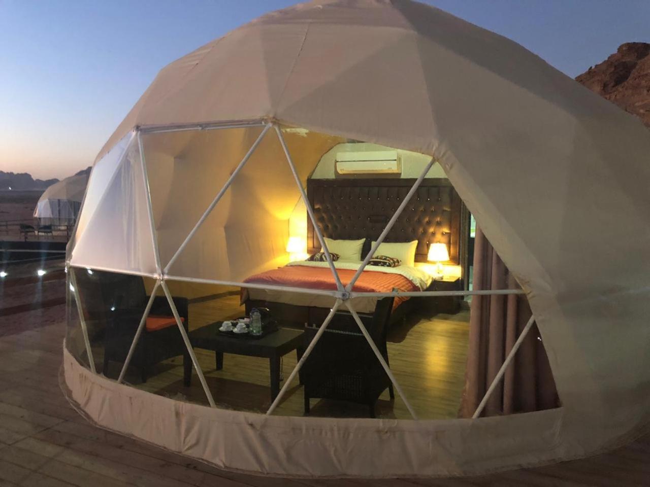 Wadi Rum Mundo Camp Aqaba Eksteriør billede